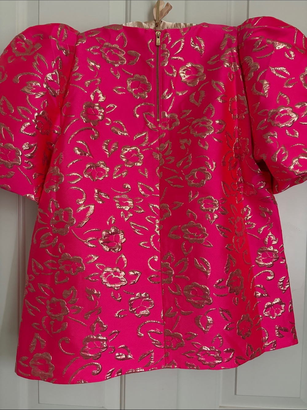 Lilly Pulitzer Bright Pink and Gold Puff Floral Brocade Blouse - Picture 3 of 3